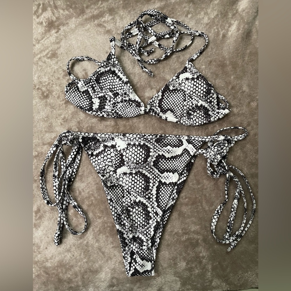 Pretty Little Thing Ladies Bikini Swim Suit